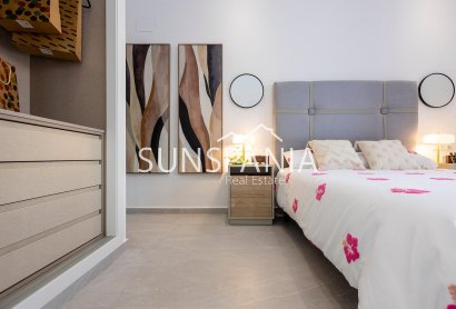 Obra nueva - Chalet -
Orihuela - Vistabella Golf