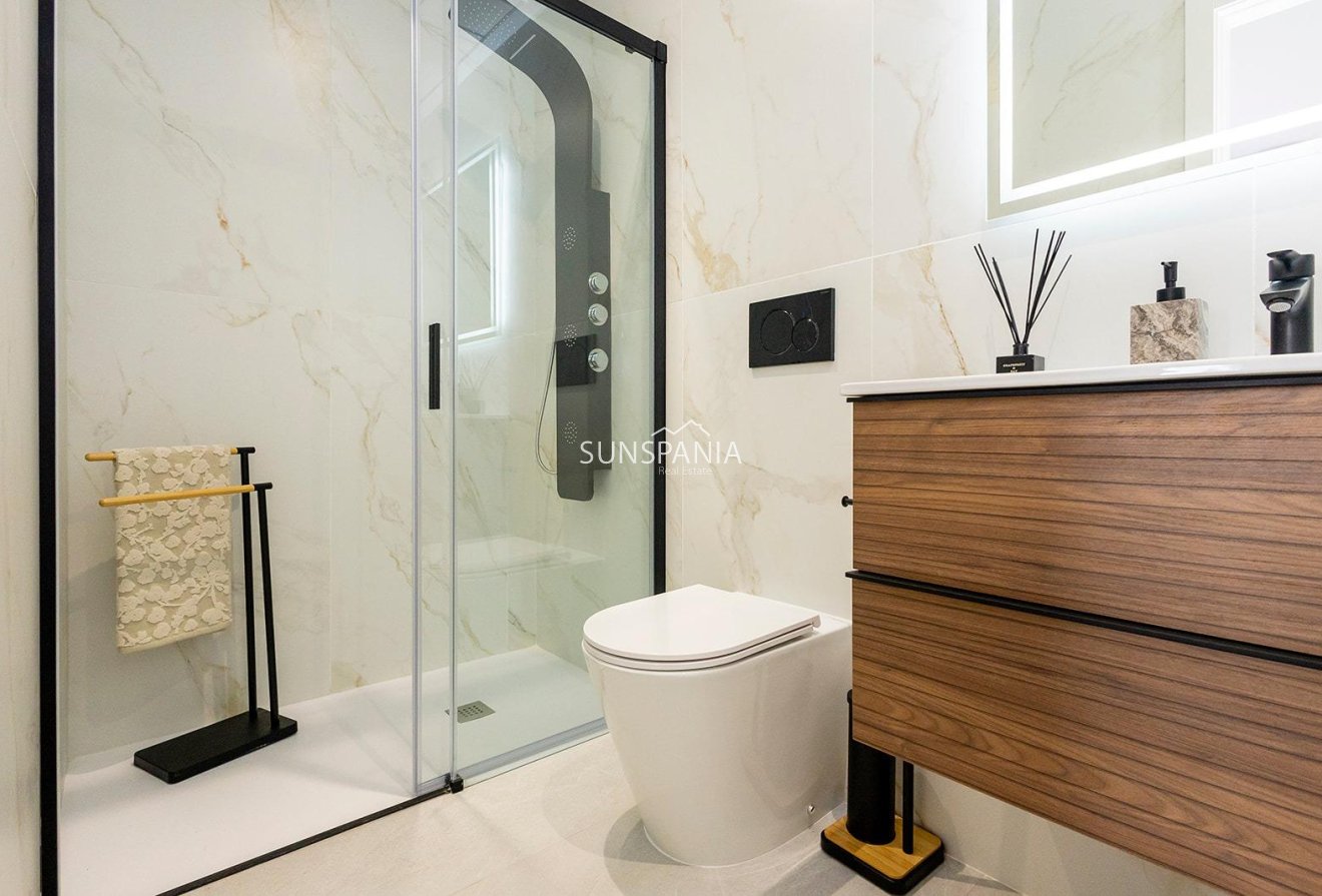 Obra nueva - Chalet -
Orihuela - Vistabella Golf