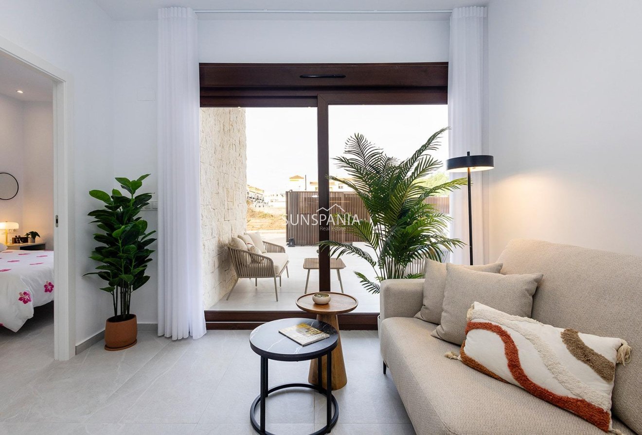 Obra nueva - Chalet -
Orihuela - Vistabella Golf