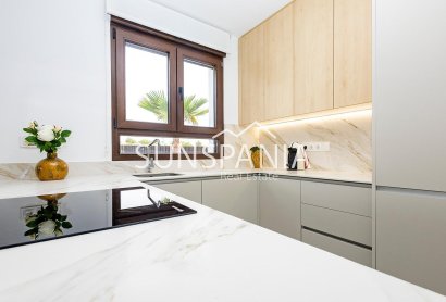 Obra nueva - Chalet -
Orihuela - Vistabella Golf