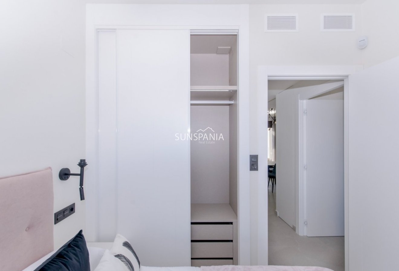 Obra nueva - Piso -
Torrevieja - Los Balcones