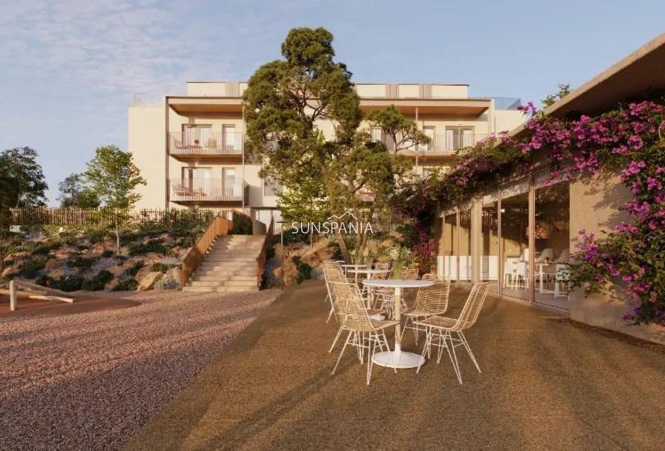 Obra nueva - Piso -
Godella - Campolivar