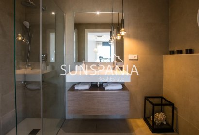 Obra nueva - Piso -
Villajoyosa - Playa del Torres