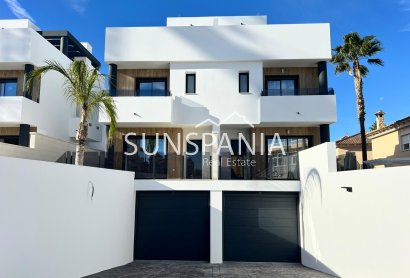 Obra nueva - Chalet -
Benferri - Benfis Park