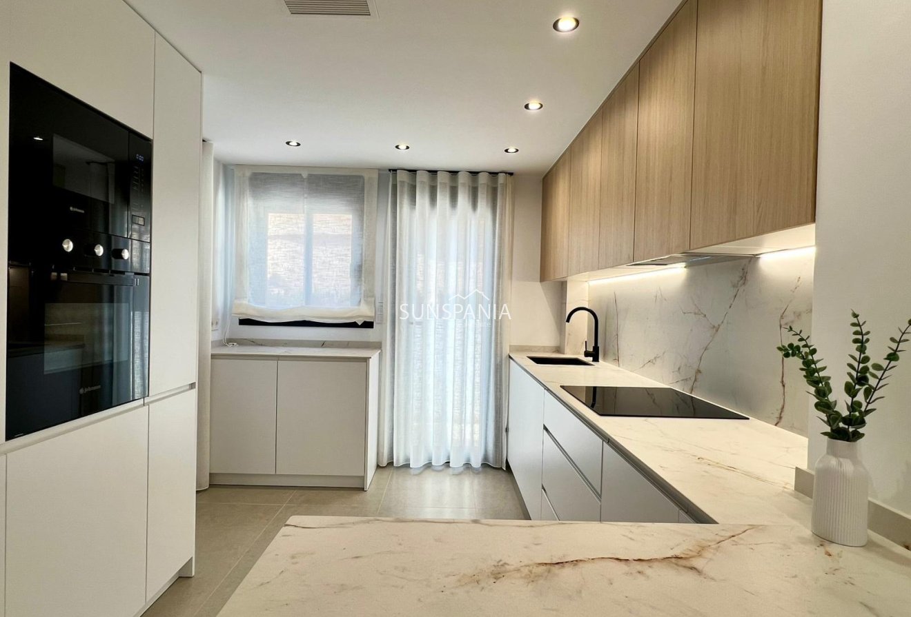 Obra nueva - Chalet -
Benferri - Benfis Park