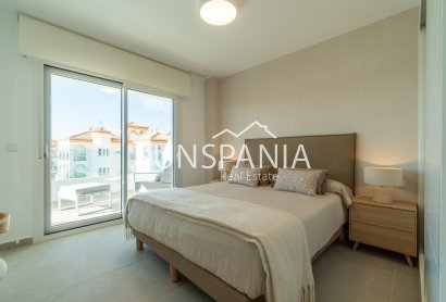 Obra nueva - Piso -
Orihuela Costa - Playa Flamenca