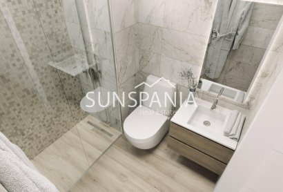 Obra nueva - Piso -
Torrevieja - Centro