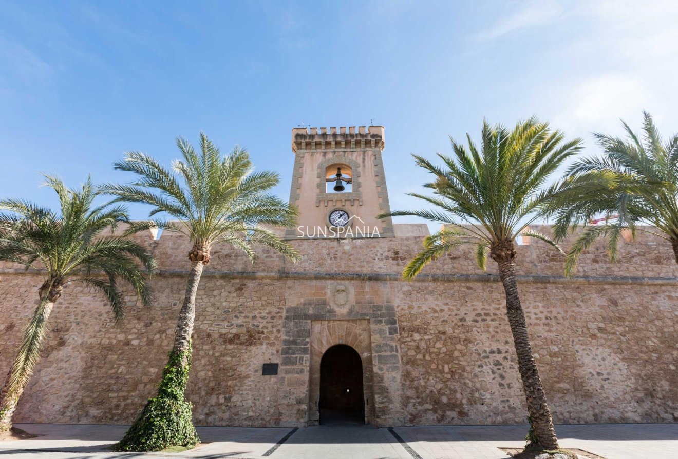 Obra nueva - Ático -
Santa Pola - Estacion de autobuses