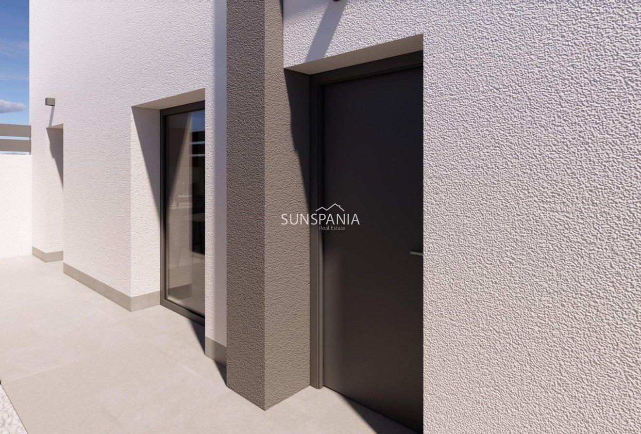 Obra nueva - Chalet -
Benijofar - Pueblo