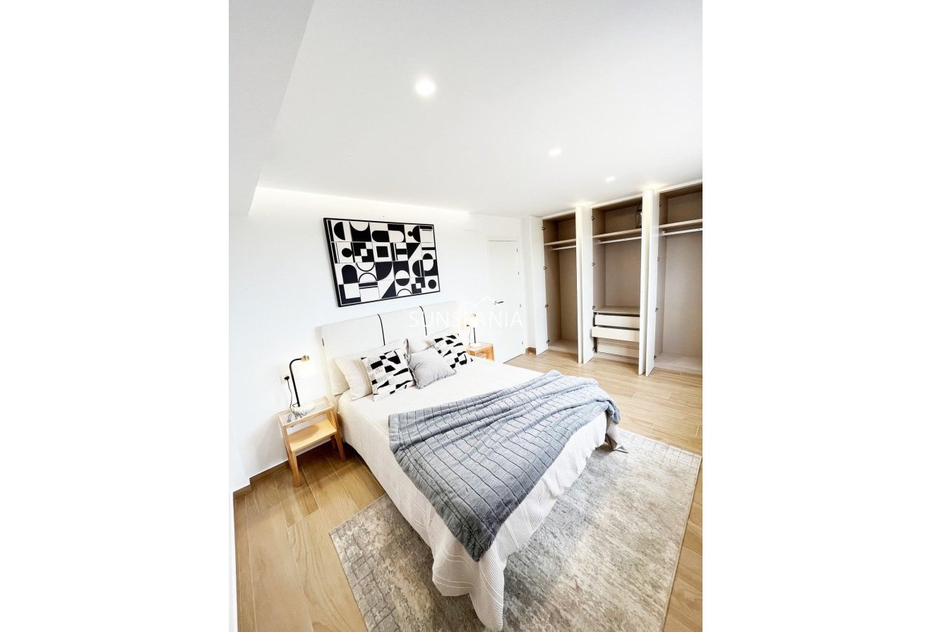 Obra nueva - Chalet -
Algorfa - La Finca Golf