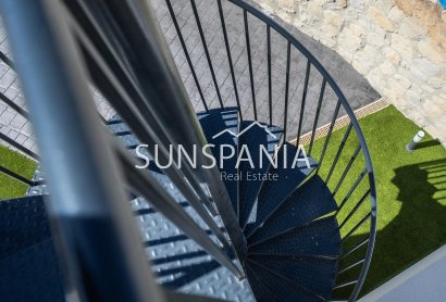 Obra nueva - Chalet -
Algorfa - La Finca Golf