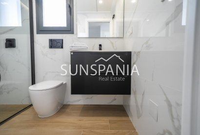 Obra nueva - Chalet -
Algorfa - La Finca Golf