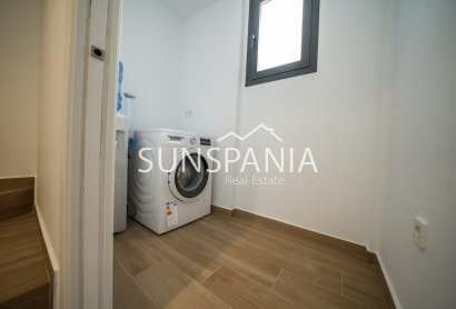 Obra nueva - Chalet -
Algorfa - La Finca Golf