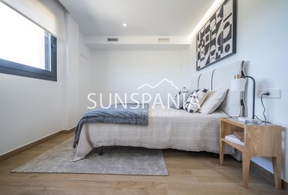 Obra nueva - Chalet -
Algorfa - La Finca Golf