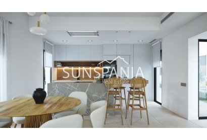 Obra nueva - Chalet -
Banos y Mendigo - Altaona Golf