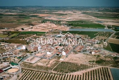 New Build - Townhouse -
Avileses