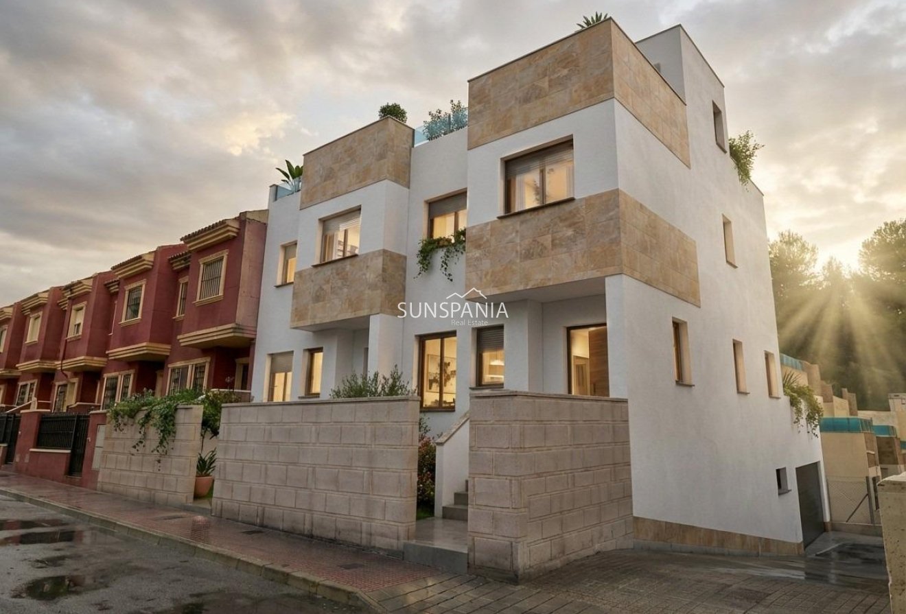 Obra nueva - Adosado -
Bigastro - pueblo