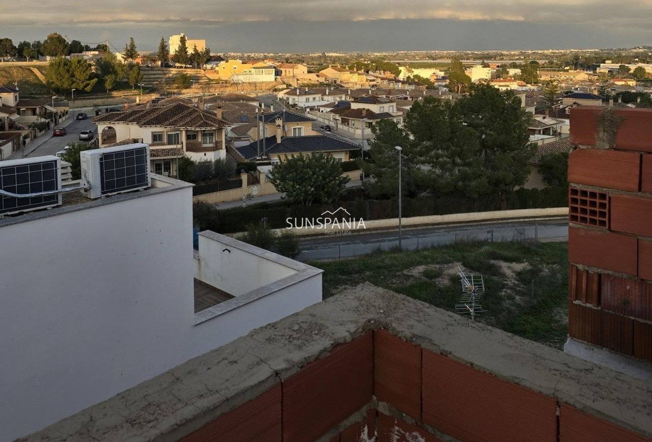 Obra nueva - Adosado -
Bigastro - pueblo