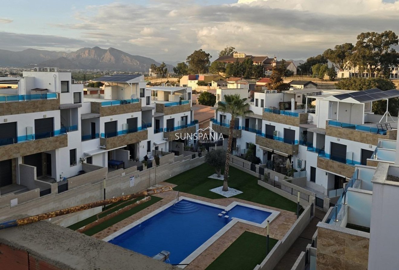 Obra nueva - Adosado -
Bigastro - pueblo