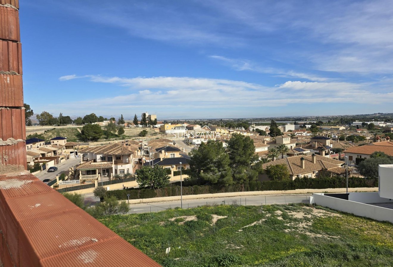 Obra nueva - Adosado -
Bigastro - pueblo