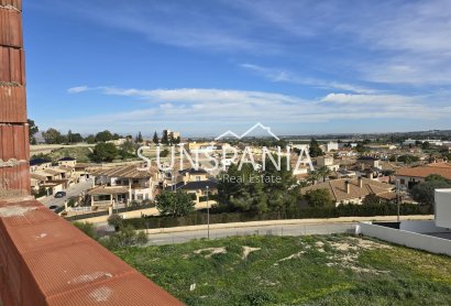 Obra nueva - Adosado -
Bigastro - pueblo