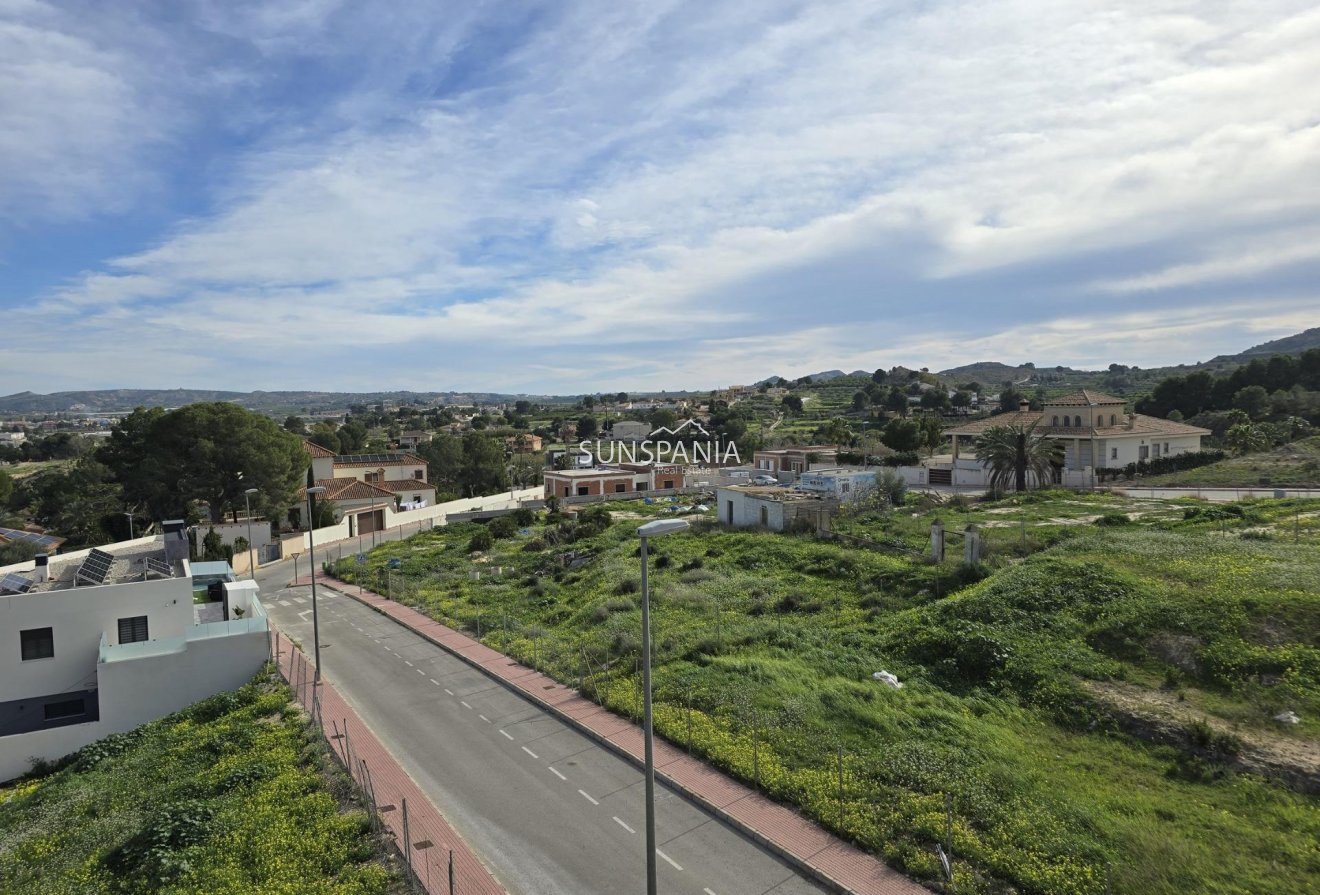 Obra nueva - Adosado -
Bigastro - pueblo