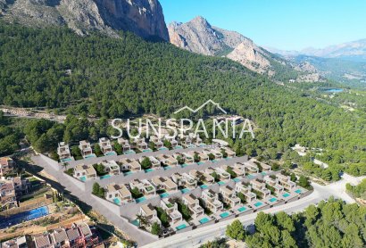 Obra nueva - Chalet -
Polop - Polop Hills