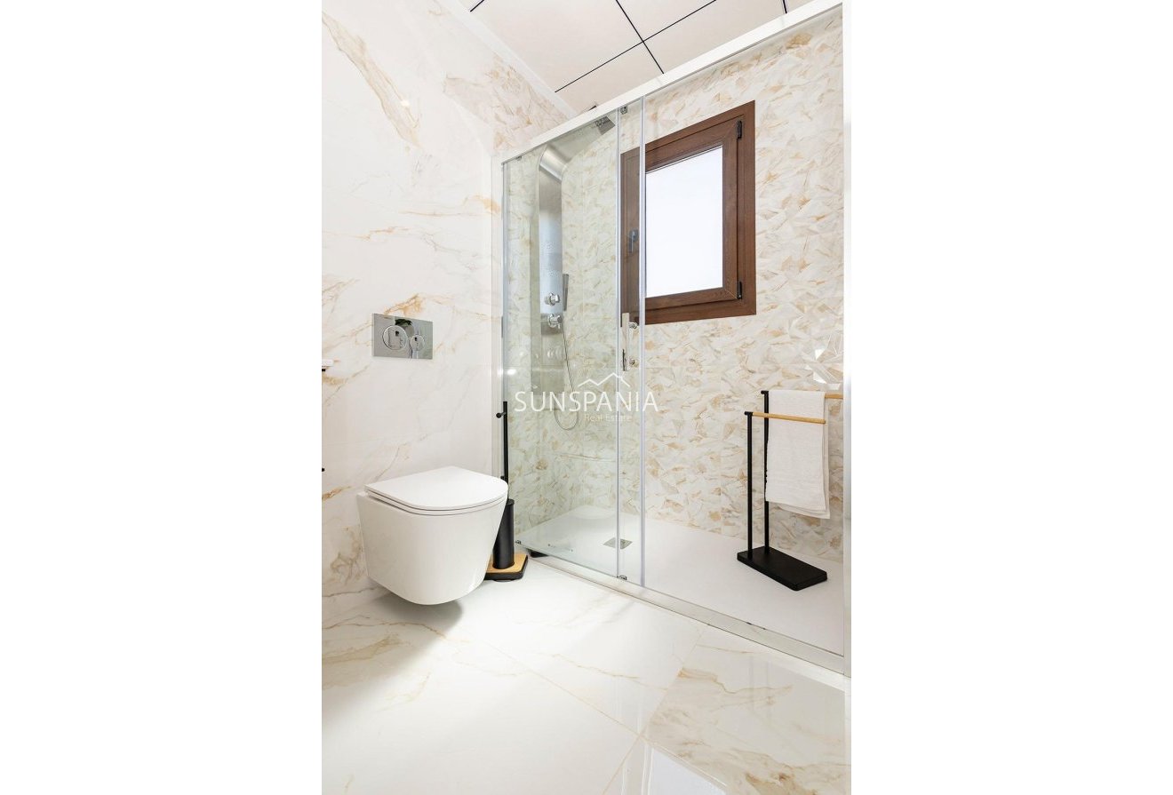 Obra nueva - Chalet -
Polop - Polop Hills