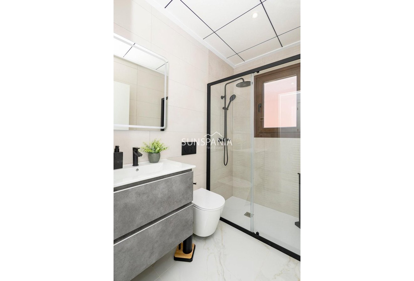 Obra nueva - Chalet -
Polop - Polop Hills