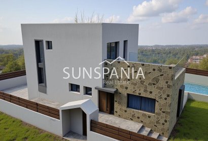 Obra nueva - Chalet -
San Miguel de Salinas - Ciudad De Las Comunicaciones