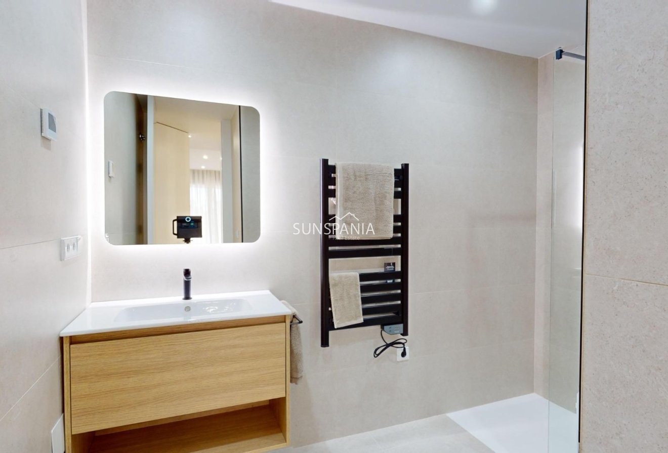 Obra nueva - Piso -
Orihuela Costa - Lomas de Cabo Roig