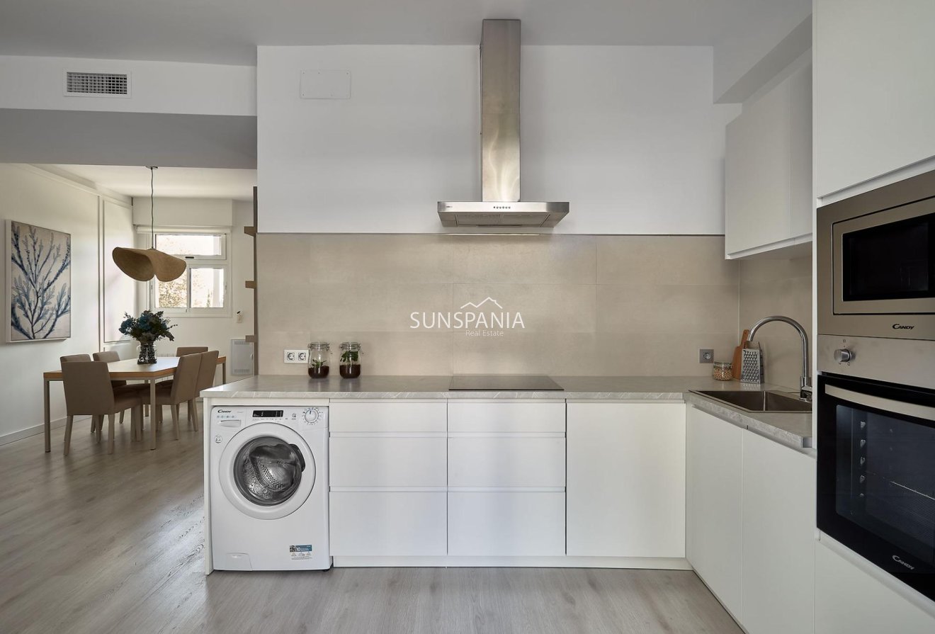 Obra nueva - Piso -
Vera - El Playazo