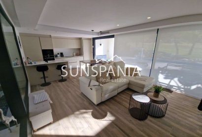 Reventa - Chalet -
Monforte del Cid - Font del Llop