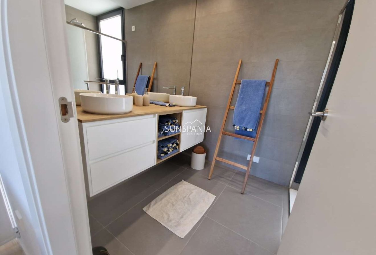 Reventa - Piso -
Monforte del Cid - Font del Llop