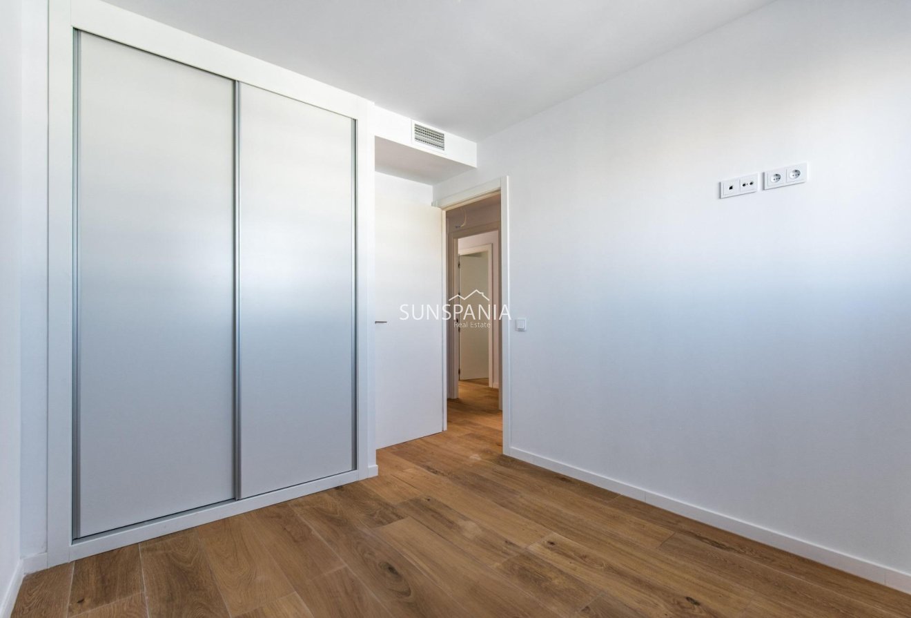 Obra nueva - Ático -
Alicante - Benalua