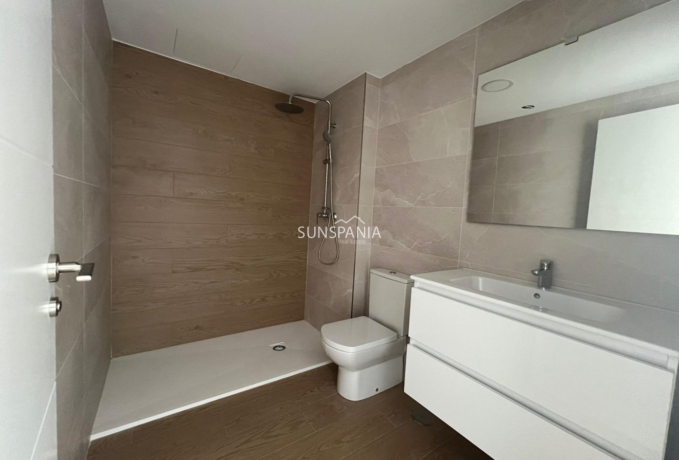 New Build - Townhouse -
La Union - centro