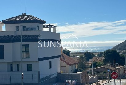 New Build - Townhouse -
La Union - centro