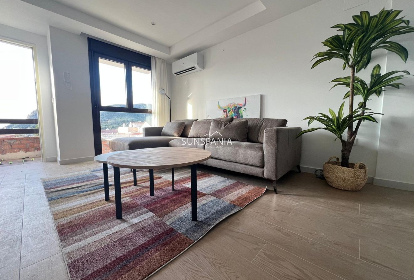 New Build - Townhouse -
La Union - centro