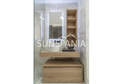 Obra nueva - Piso -
Torrevieja - Los Balcones