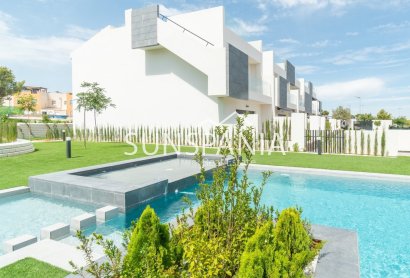 Obra nueva - Piso -
Torrevieja - Los Balcones