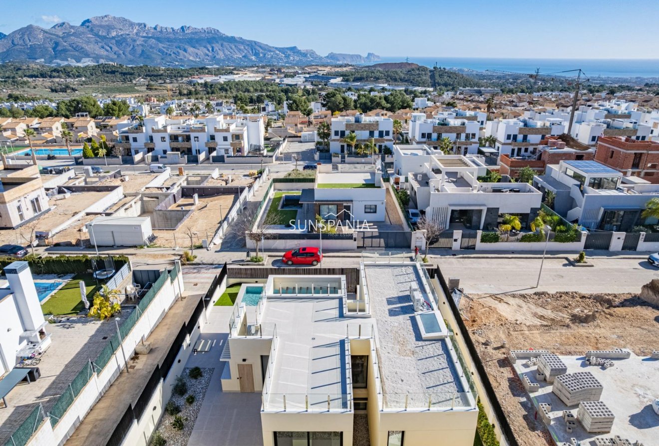 Obra nueva - Chalet -
Polop - La Alberca