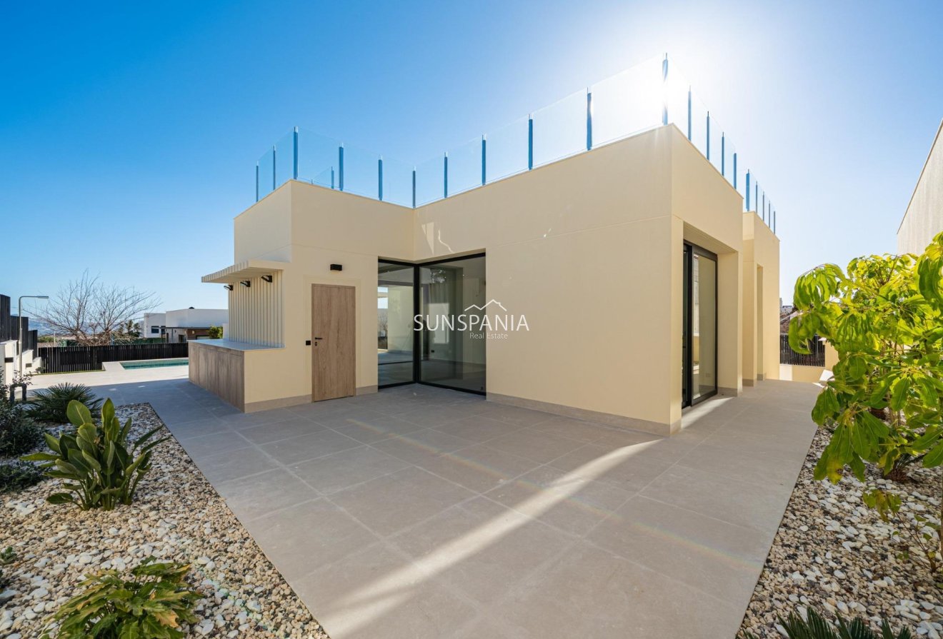 Obra nueva - Chalet -
Polop - La Alberca