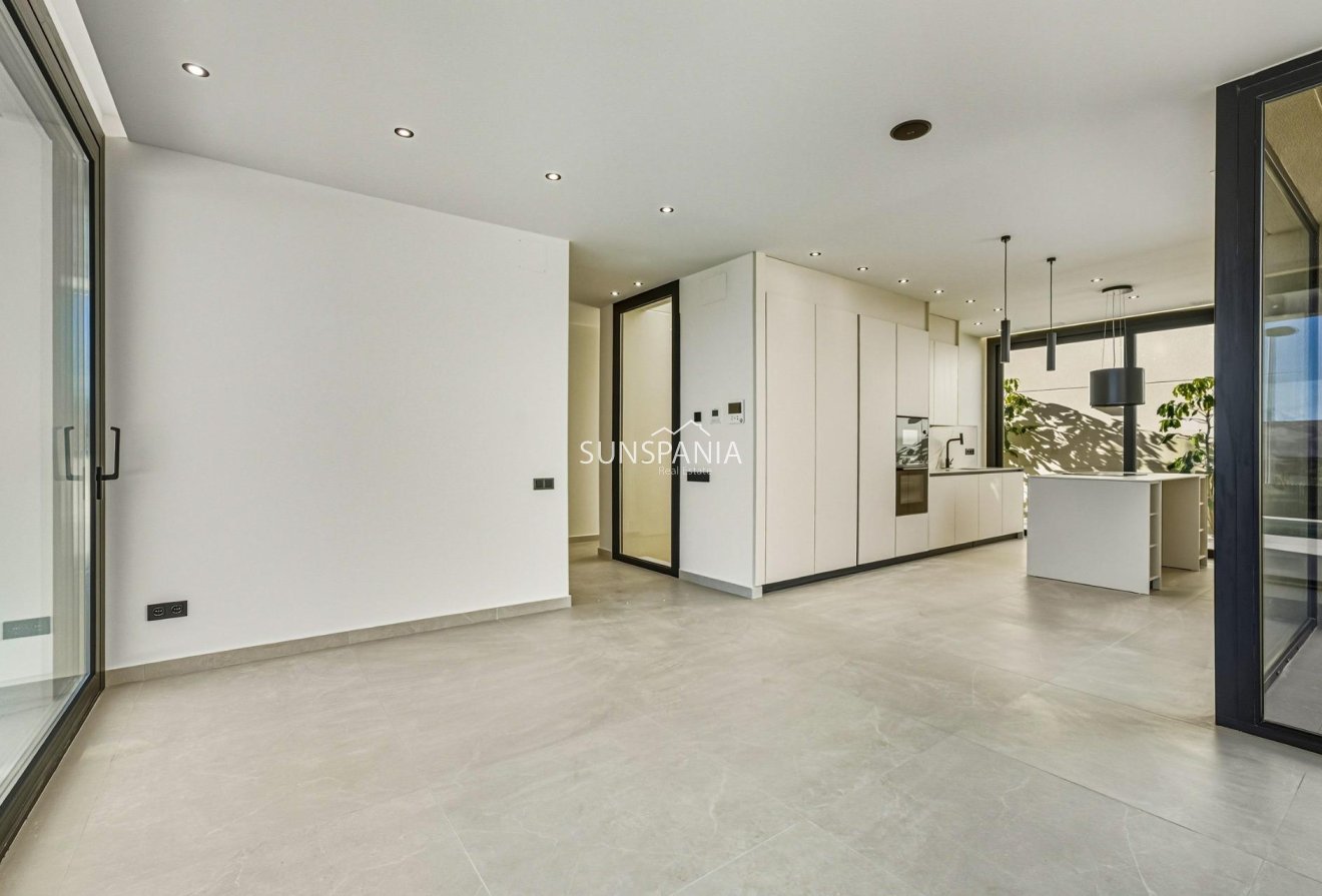 Obra nueva - Chalet -
Polop - La Alberca