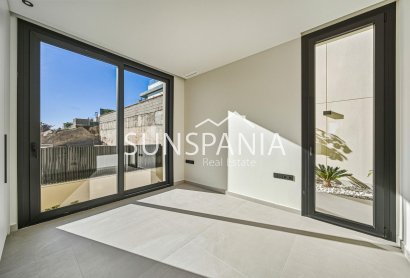 Obra nueva - Chalet -
Polop - La Alberca