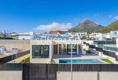 Obra nueva - Chalet -
Polop - La Alberca