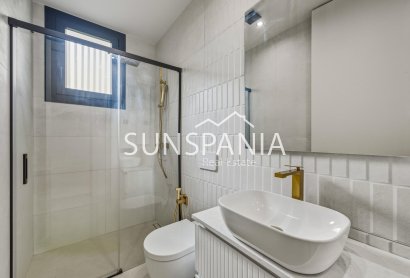 Obra nueva - Chalet -
Polop - La Alberca