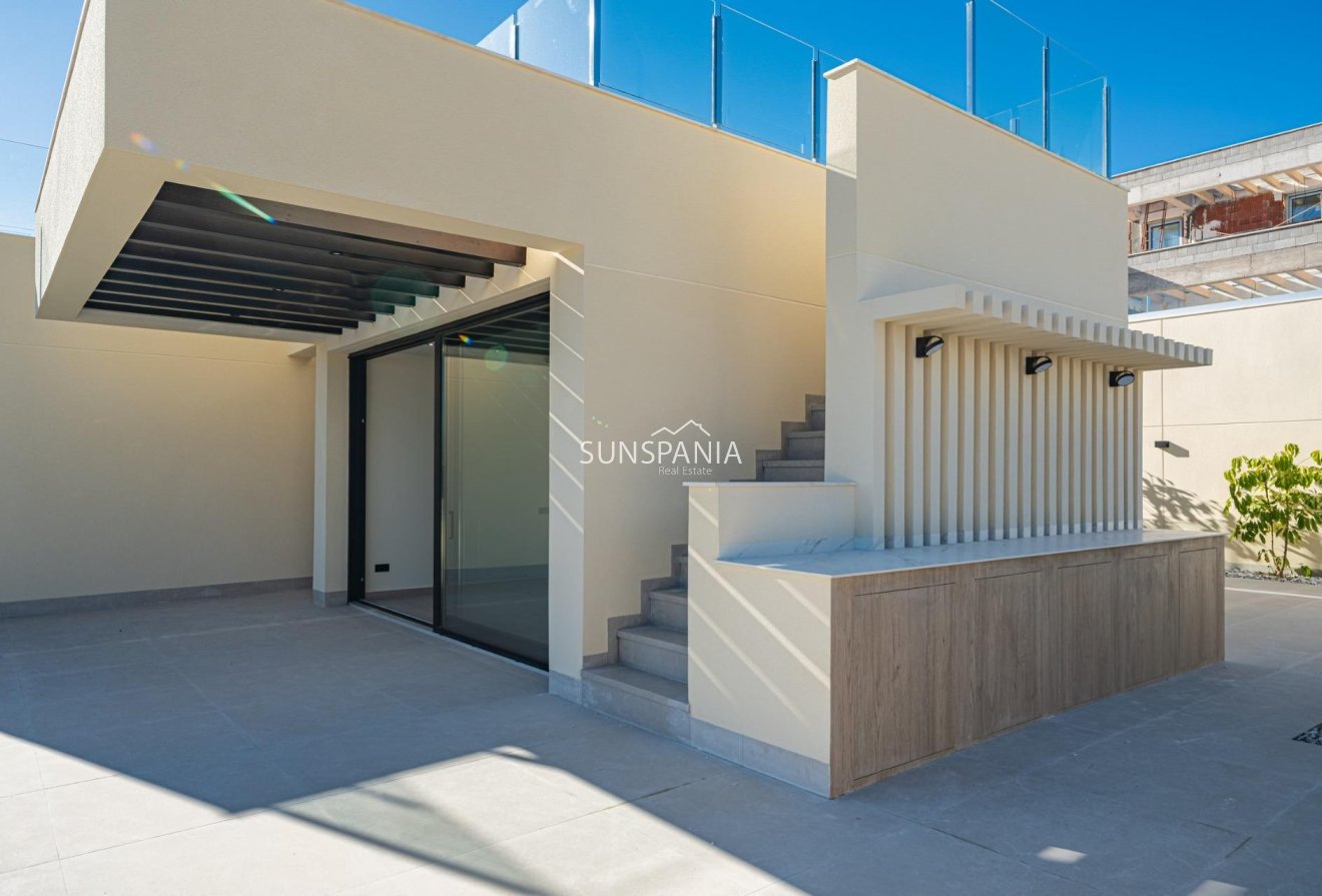 Obra nueva - Chalet -
Polop - La Alberca