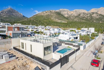 Obra nueva - Chalet -
Polop - La Alberca