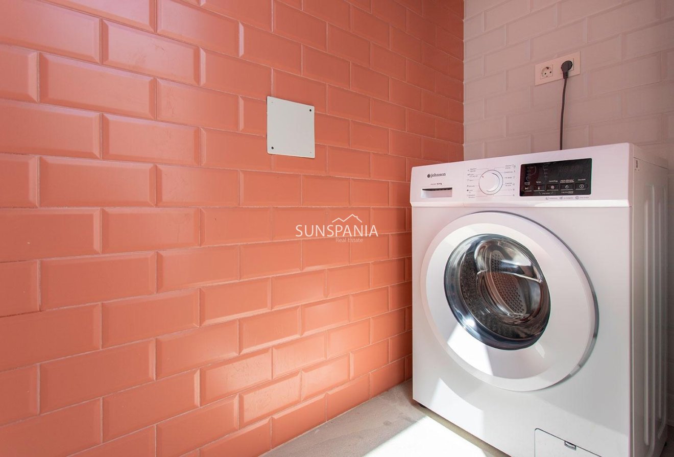 Obra nueva - Chalet -
Sucina