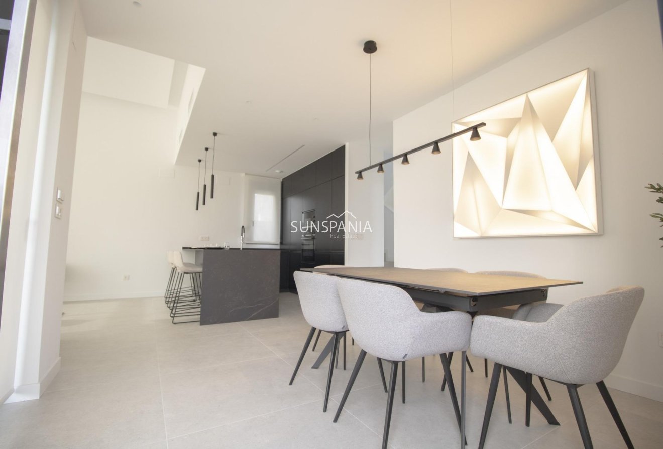 Obra nueva - Chalet -
Finestrat - Puig Campana Golf